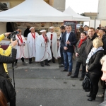 Grosse affluence au marché de Noël des Caves Richemer